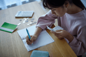 Is a Licensed Moneylender Loan a Good Idea for Emergency Expenses?